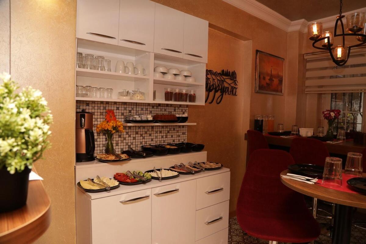 Taksim Heavenist Hotel Istanboel Buitenkant foto