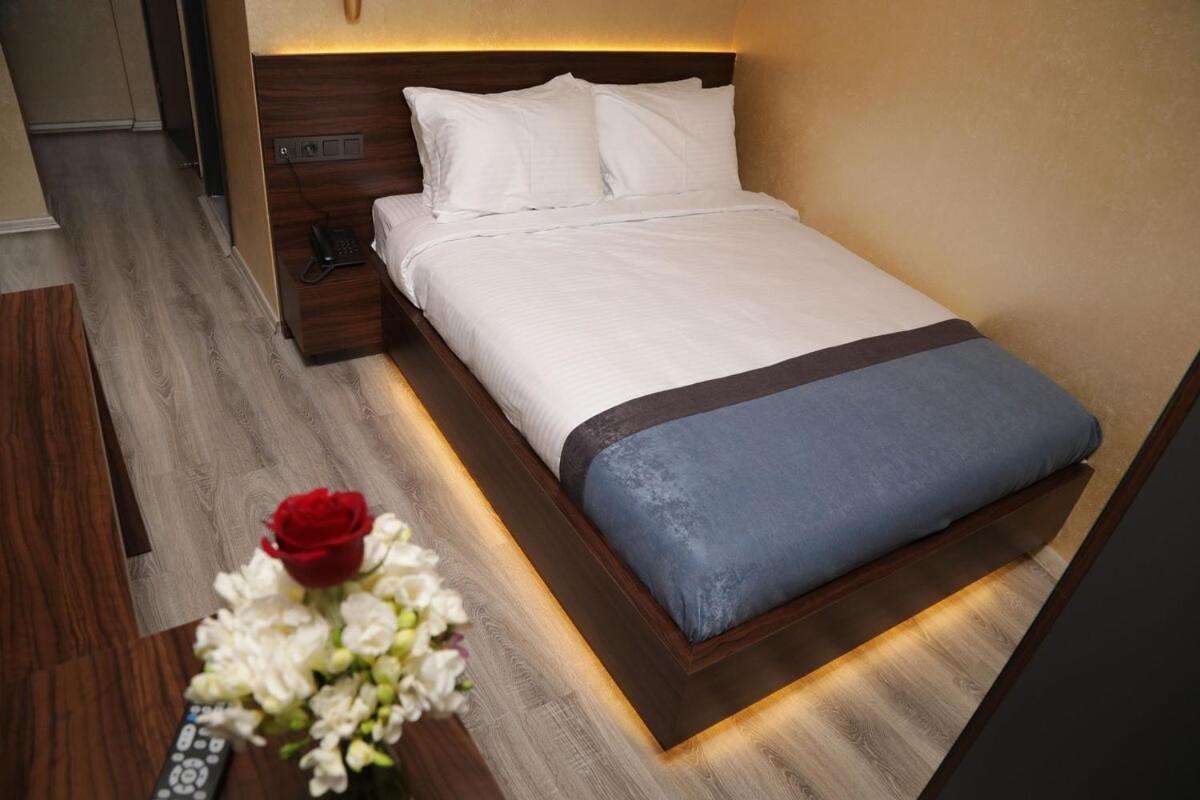 Taksim Heavenist Hotel Istanboel Buitenkant foto
